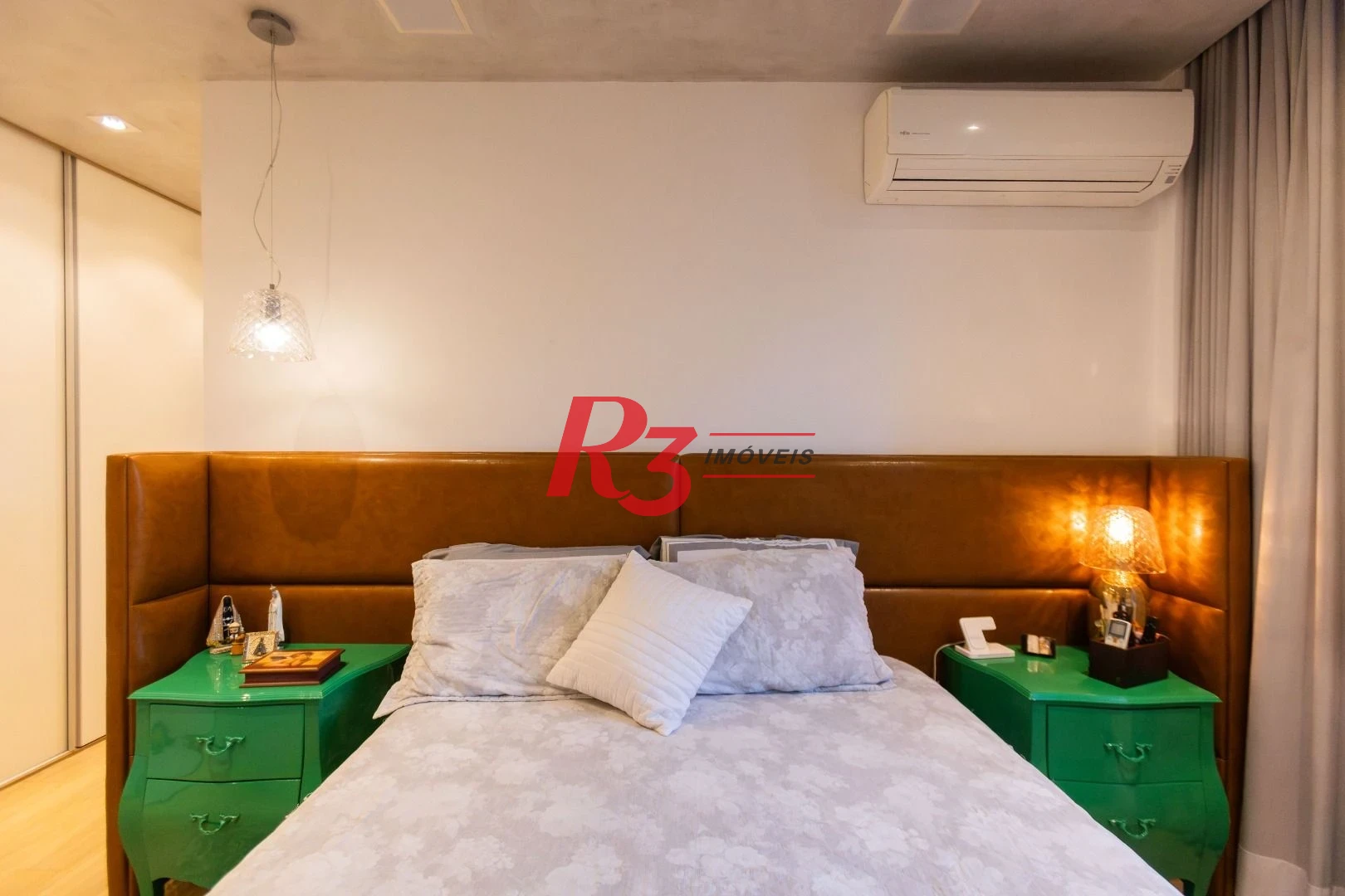 Apartamento com 3 dormitórios à venda, 283 m² por R$ 2.990.000,00 - Boqueirão - Santos/SP