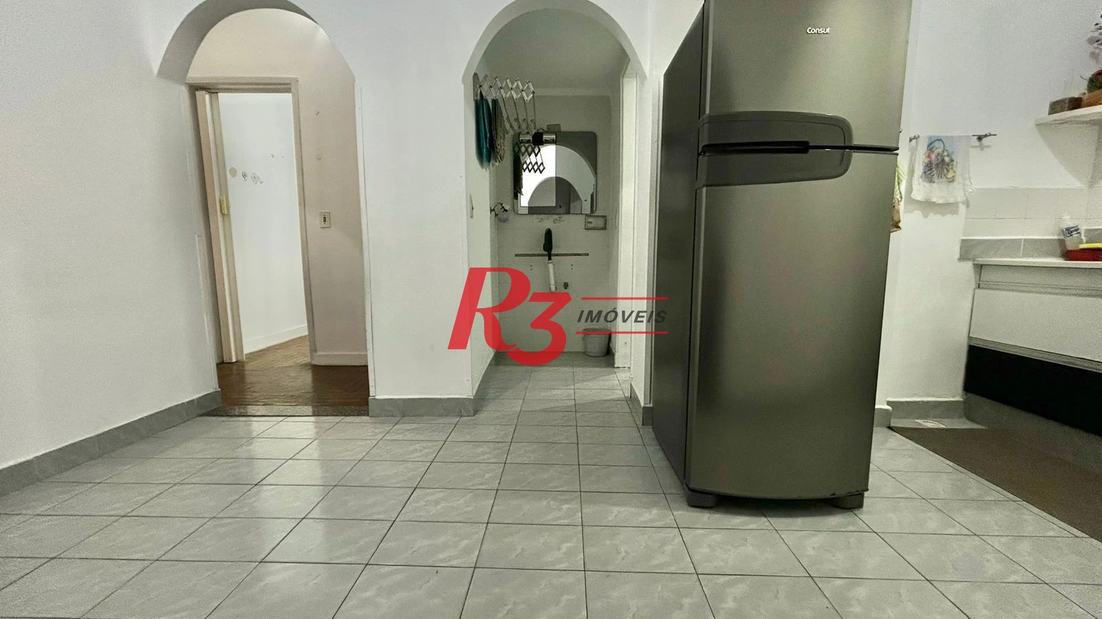 Apartamento com 2 dormitórios à venda, 50 m² por R$ 350.000,00 - Itararé - São Vicente/SP