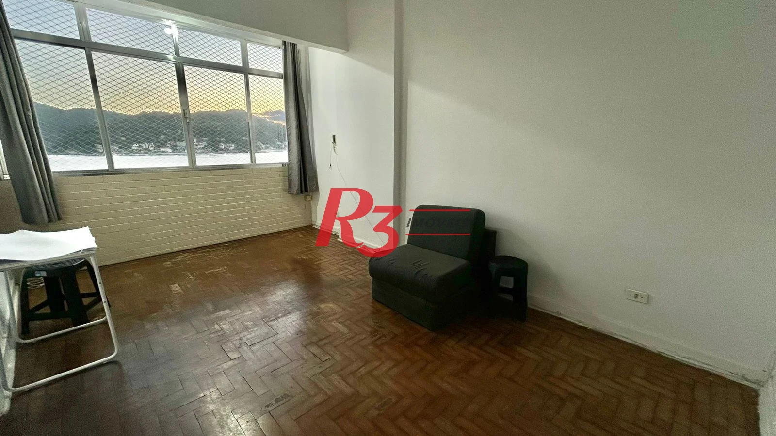 Apartamento com 2 dormitórios à venda, 50 m² por R$ 350.000,00 - Itararé - São Vicente/SP