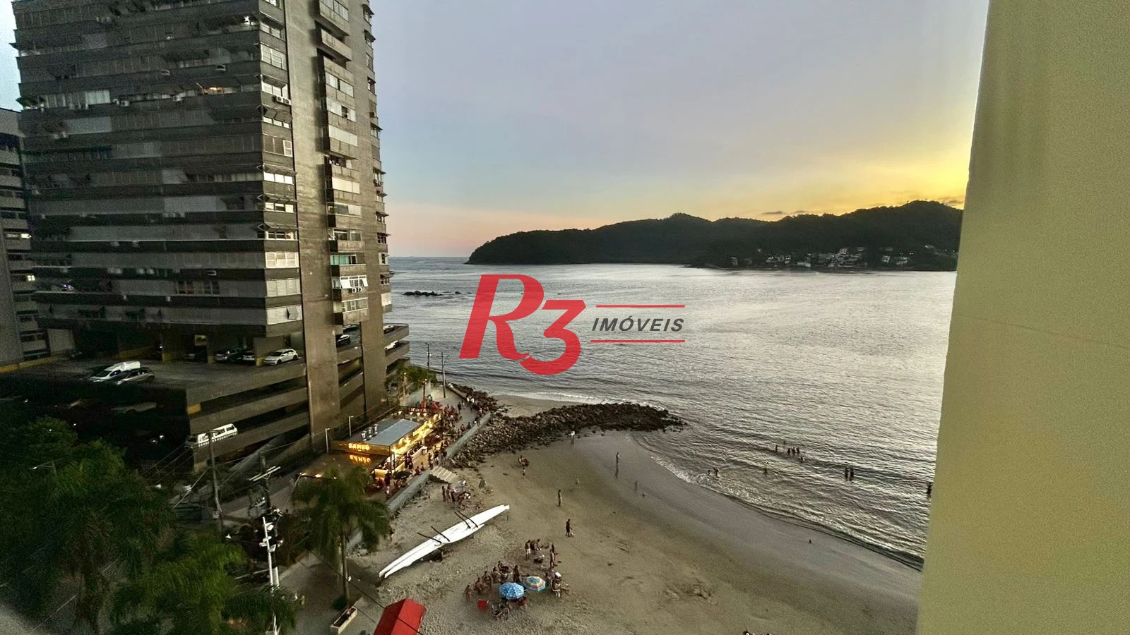 Apartamento com 2 dormitórios à venda, 50 m² por R$ 350.000,00 - Itararé - São Vicente/SP