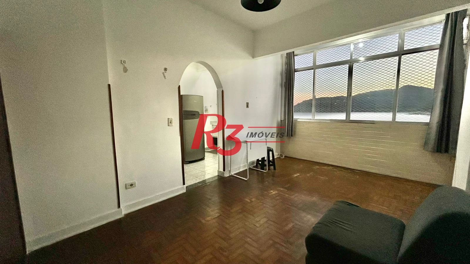 Apartamento com 2 dormitórios à venda, 50 m² por R$ 350.000,00 - Itararé - São Vicente/SP