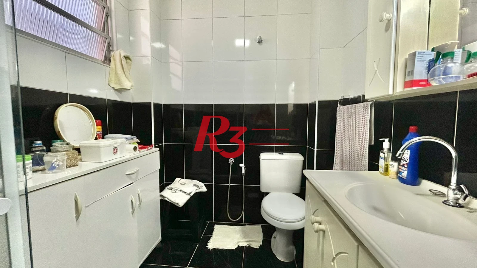 Apartamento com 2 dormitórios à venda, 89 m² por R$ 800.000,00 - Gonzaga - Santos/SP
