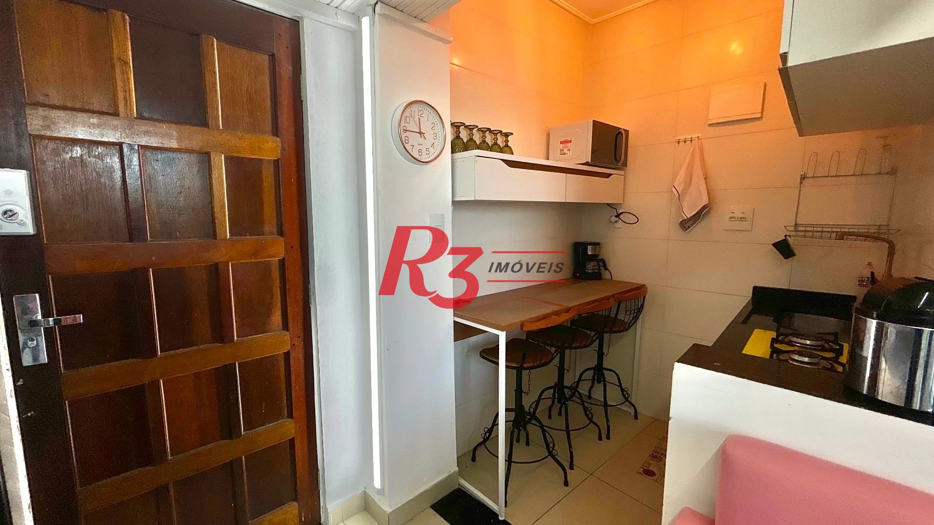 Kitnet com 1 dormitório à venda, 30 m² por R$ 310.000,00 - Itararé - São Vicente/SP
