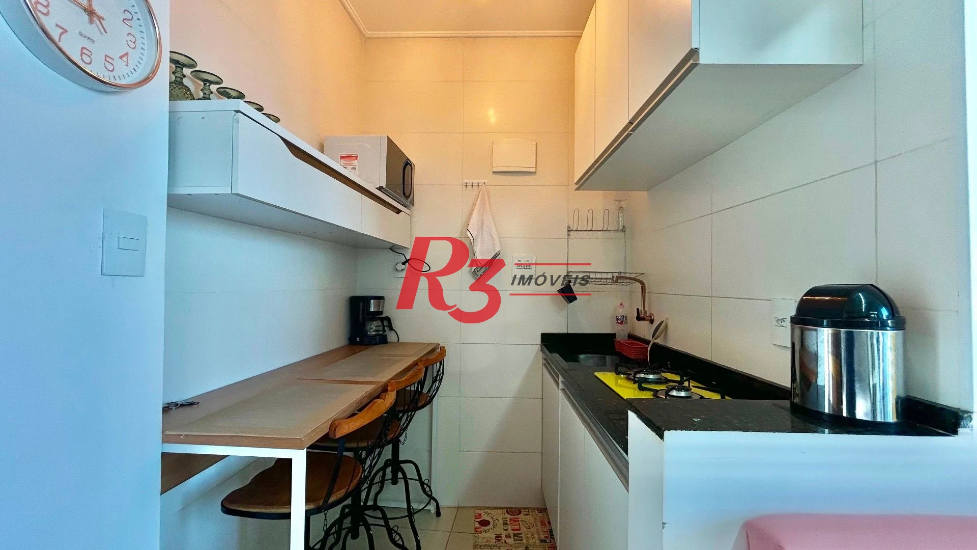 Kitnet com 1 dormitório à venda, 30 m² por R$ 310.000,00 - Itararé - São Vicente/SP
