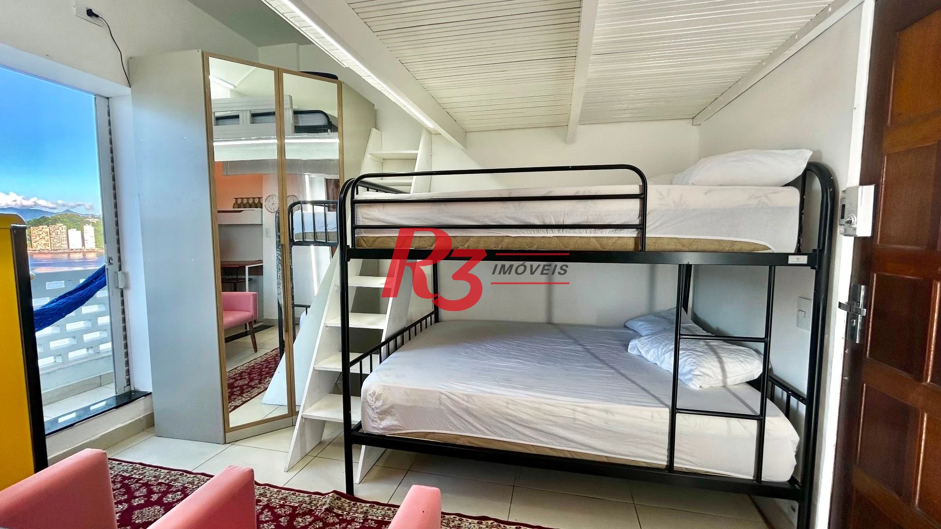 Kitnet com 1 dormitório à venda, 30 m² por R$ 310.000,00 - Itararé - São Vicente/SP