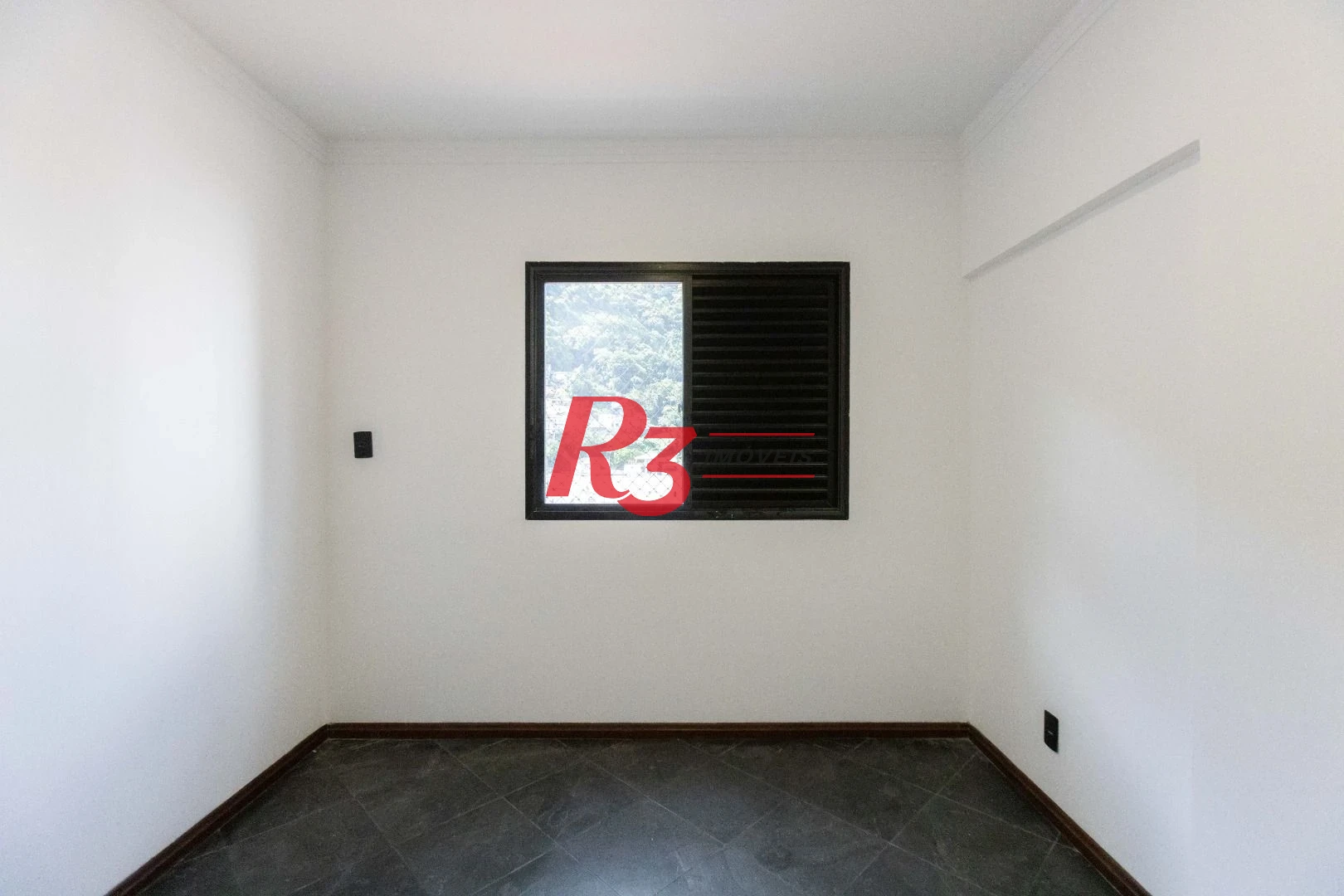 Apartamento com 2 dormitórios para alugar, 86 m² por R$ 3.690,00/mês - Marapé - Santos/SP