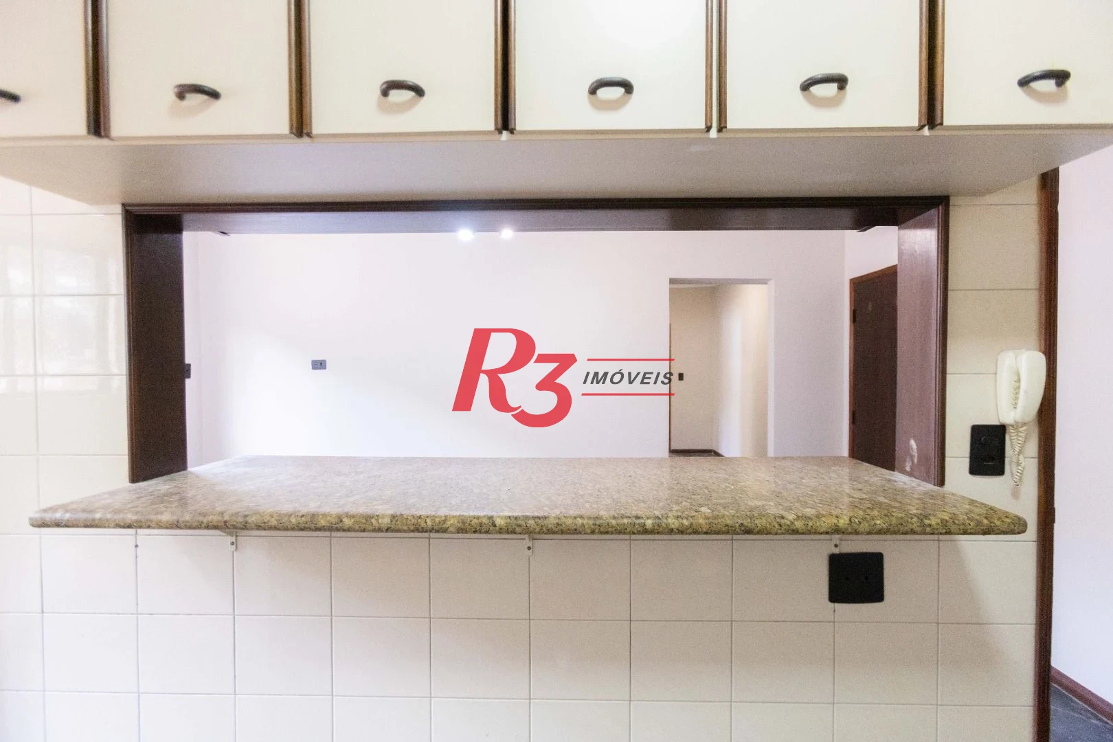 Apartamento com 2 dormitórios para alugar, 86 m² por R$ 3.690,00/mês - Marapé - Santos/SP