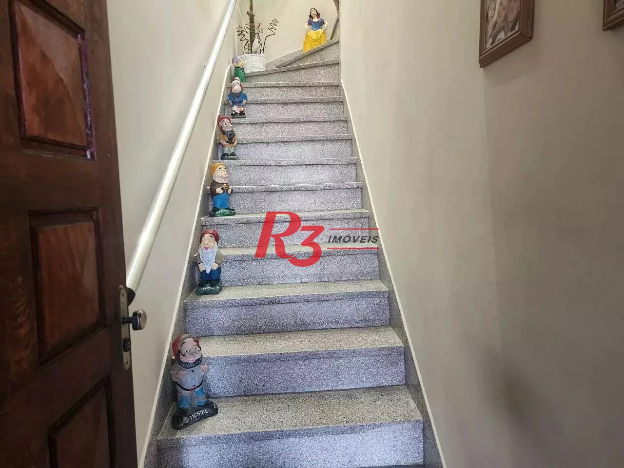 Sobrado com 3 dormitórios à venda, 135 m² por R$ 440.000,00 - Cidade Naútica - São Vicente/SP