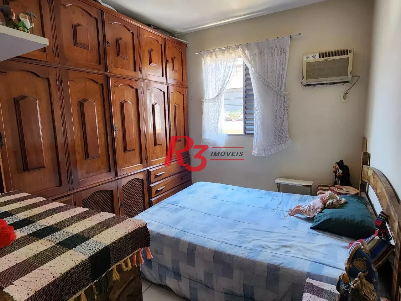 Sobrado com 3 dormitórios à venda, 135 m² por R$ 440.000,00 - Cidade Naútica - São Vicente/SP