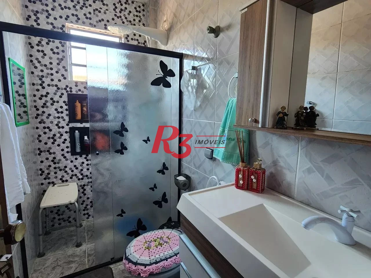 Sobrado com 3 dormitórios à venda, 135 m² por R$ 440.000,00 - Cidade Naútica - São Vicente/SP