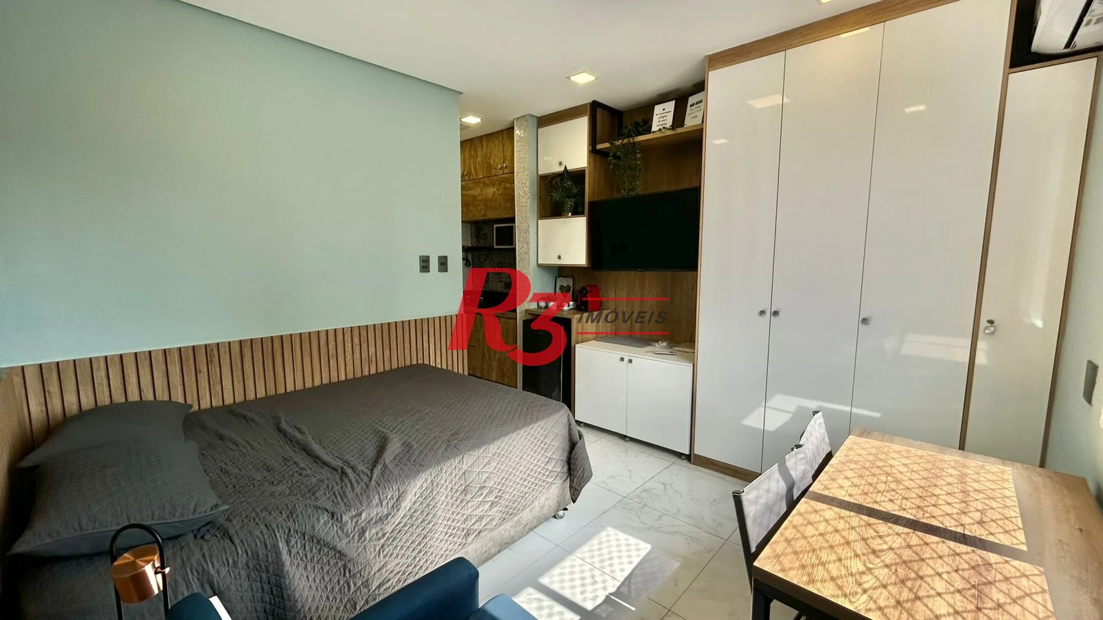 Kitnet com 1 dormitório à venda, 32 m² por R$ 335.000,00 - Boqueirão - Santos/SP