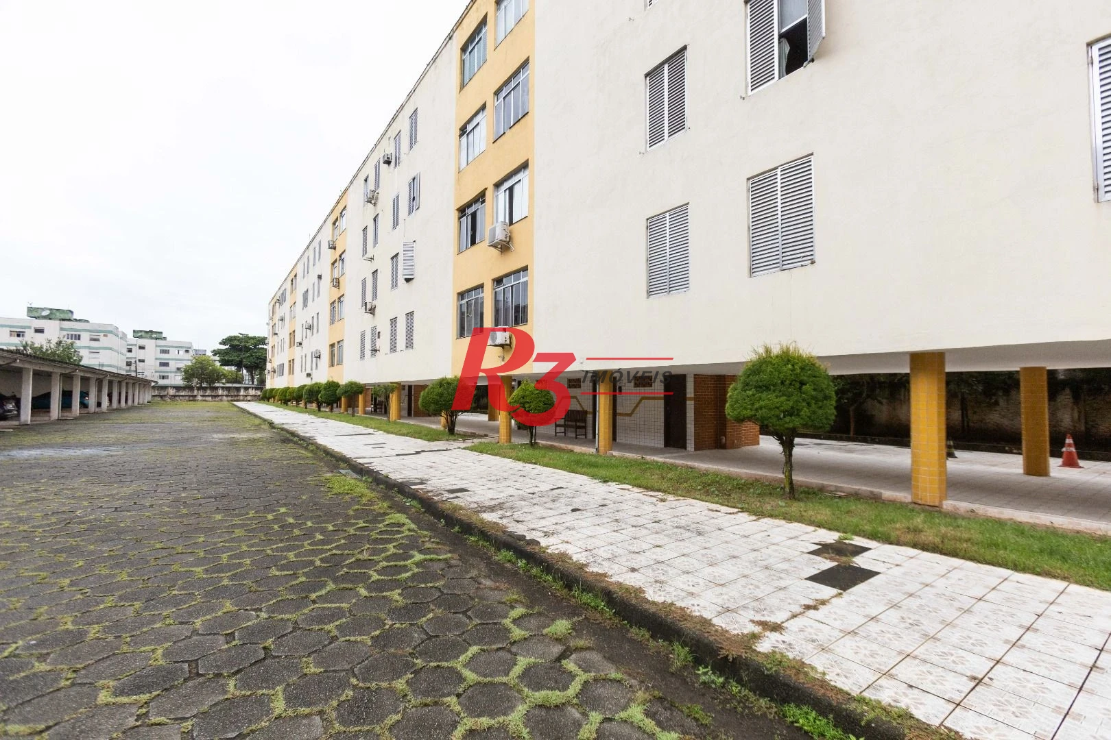 Apartamento com 2 dormitórios à venda, 52 m² por R$ 372.000,00 - Aparecida - Santos/SP