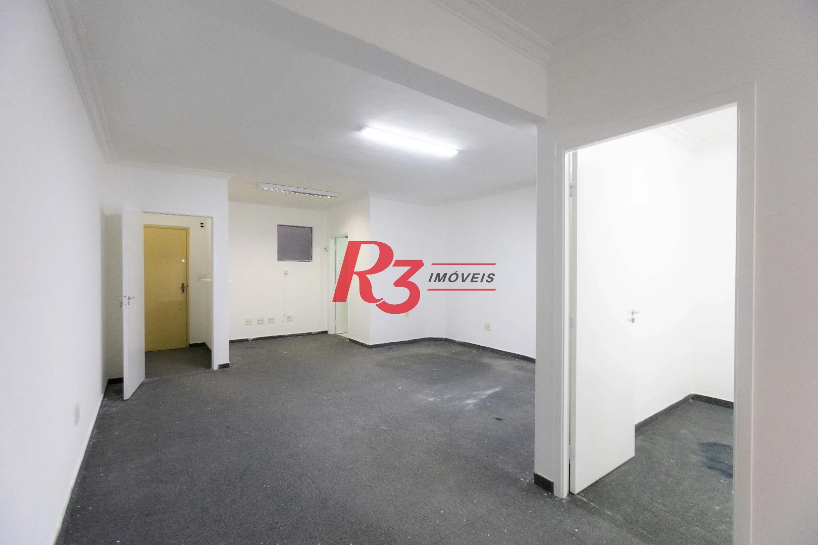 Sala à venda, 77 m² por R$ 260.000,00 - Vila Matias - Santos/SP