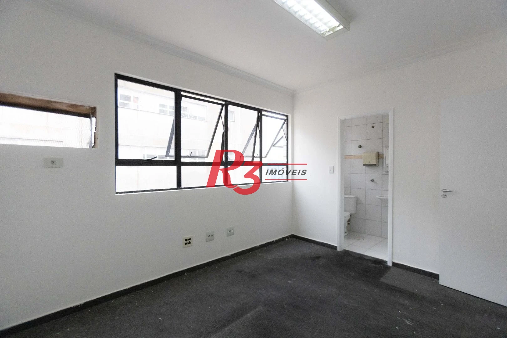 Sala à venda, 77 m² por R$ 260.000,00 - Vila Matias - Santos/SP