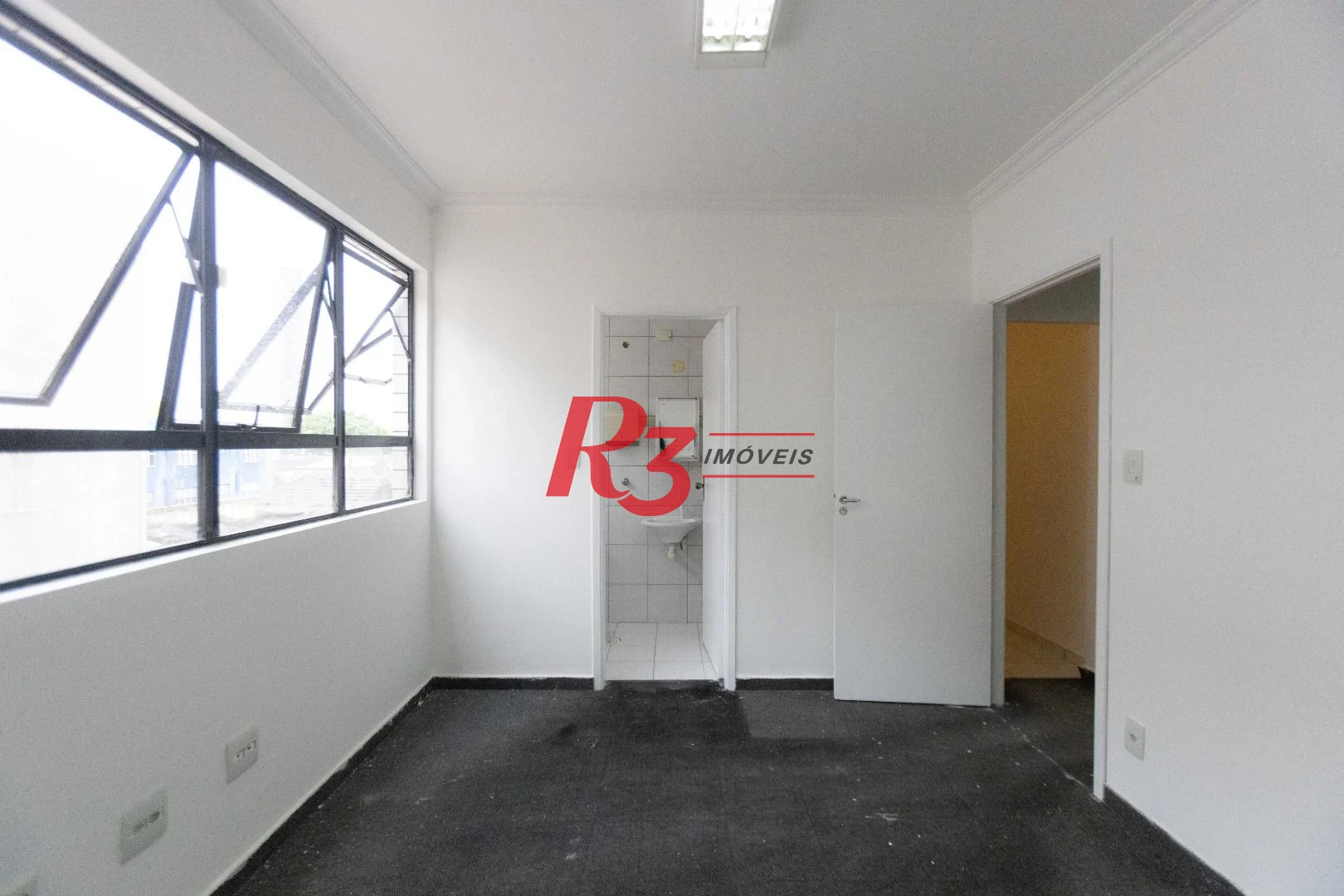 Sala à venda, 77 m² por R$ 260.000,00 - Vila Matias - Santos/SP