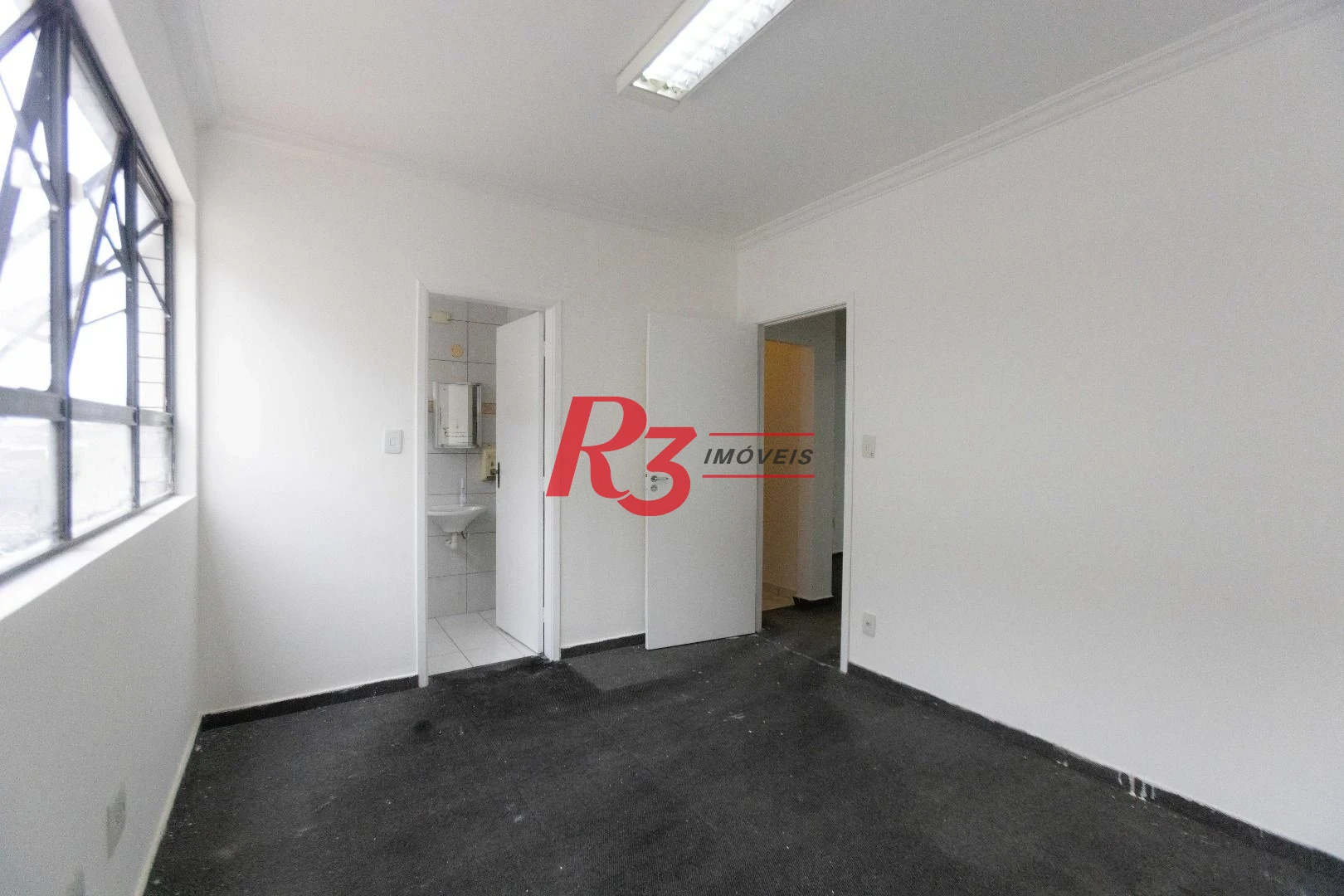 Sala à venda, 77 m² por R$ 260.000,00 - Vila Matias - Santos/SP