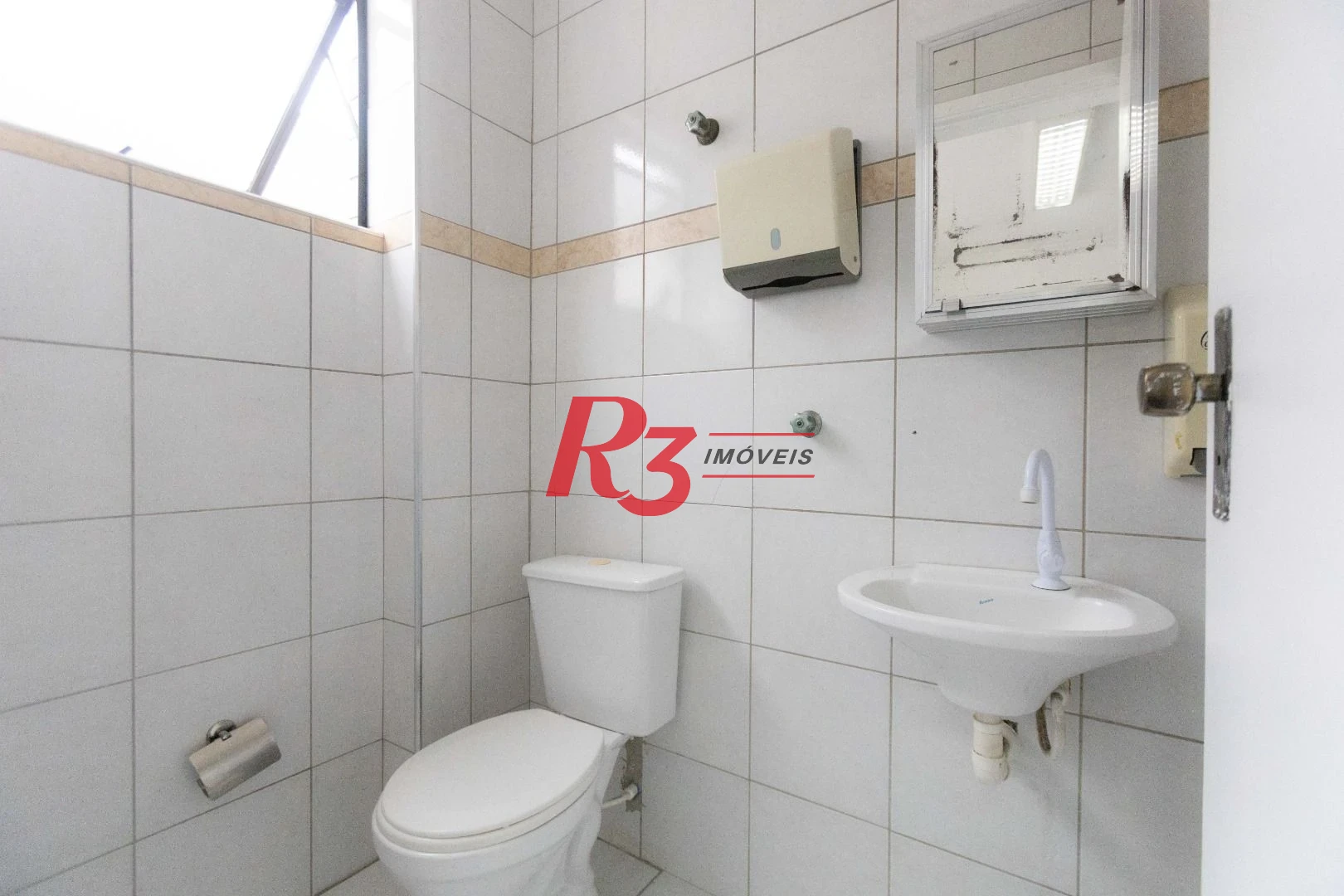 Sala à venda, 77 m² por R$ 260.000,00 - Vila Matias - Santos/SP