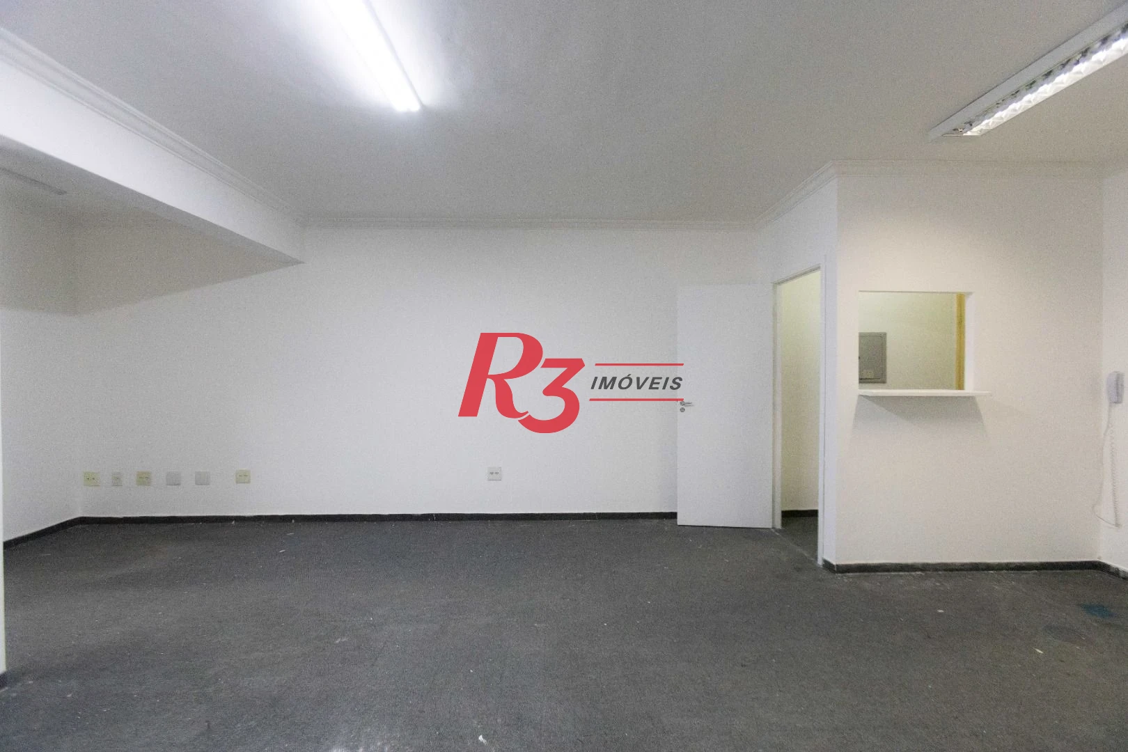 Sala à venda, 77 m² por R$ 260.000,00 - Vila Matias - Santos/SP