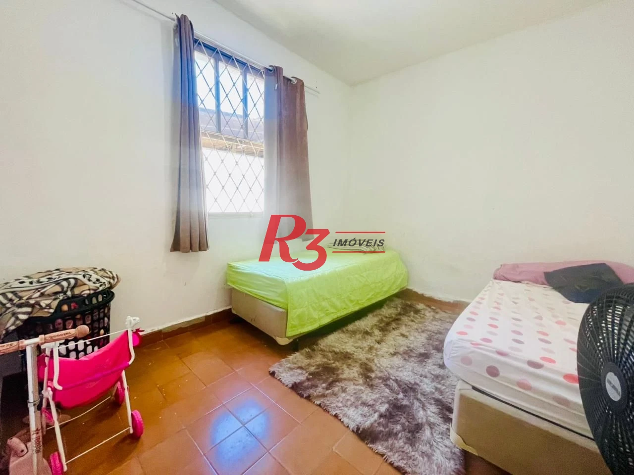 Apartamento com 2 dormitórios à venda, 74 m² por R$ 340.000,00 - Encruzilhada - Santos/SP