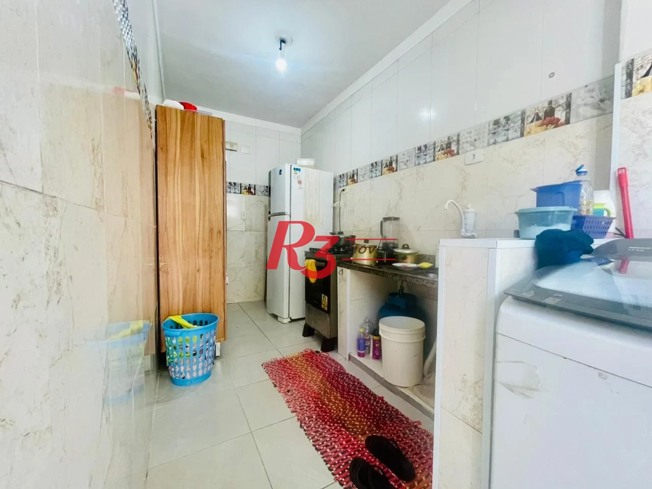Apartamento com 2 dormitórios à venda, 74 m² por R$ 340.000,00 - Encruzilhada - Santos/SP