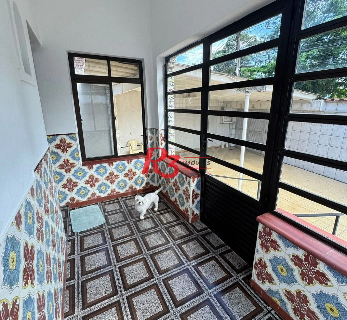 Casa com 2 dormitórios à venda, 150 m² por R$ 650.000,00 - Vila Cascatinha - São Vicente/SP
