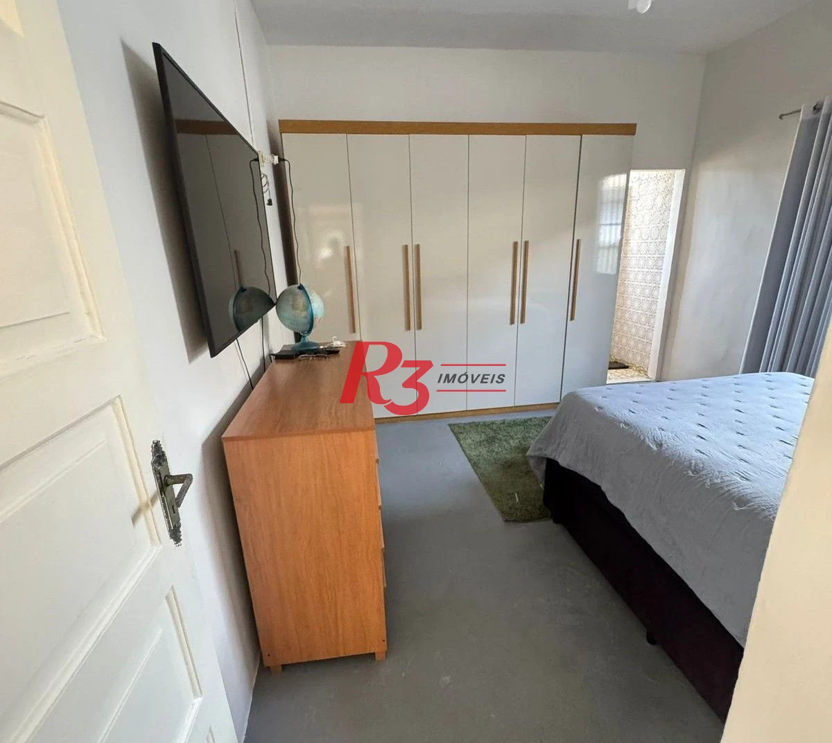 Casa com 2 dormitórios à venda, 150 m² por R$ 650.000,00 - Vila Cascatinha - São Vicente/SP