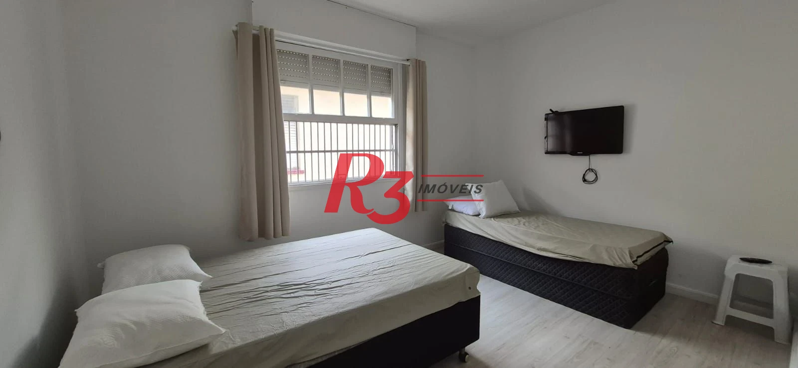 Casa com 3 dormitórios à venda, 249 m² por R$ 1.450.000,00 - Marapé - Santos/SP