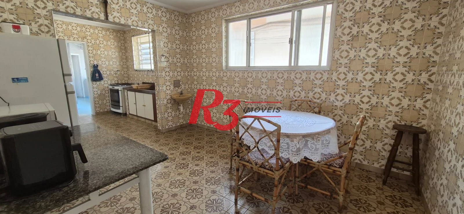 Casa com 3 dormitórios à venda, 249 m² por R$ 1.450.000,00 - Marapé - Santos/SP