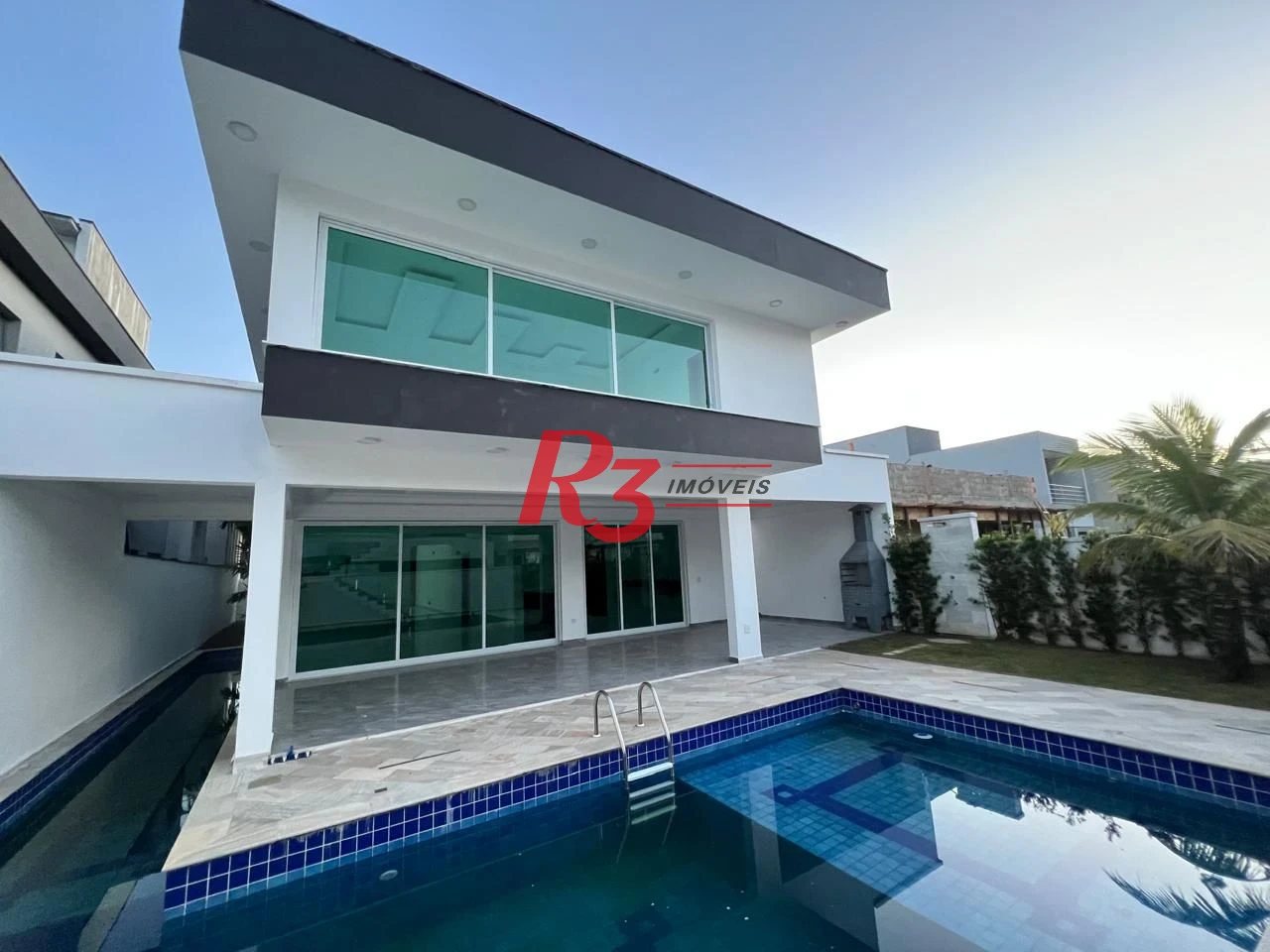 Sobrado com 5 dormitórios à venda, 422 m² por R$ 2.850.000,00 - Maitinga - Bertioga/SP