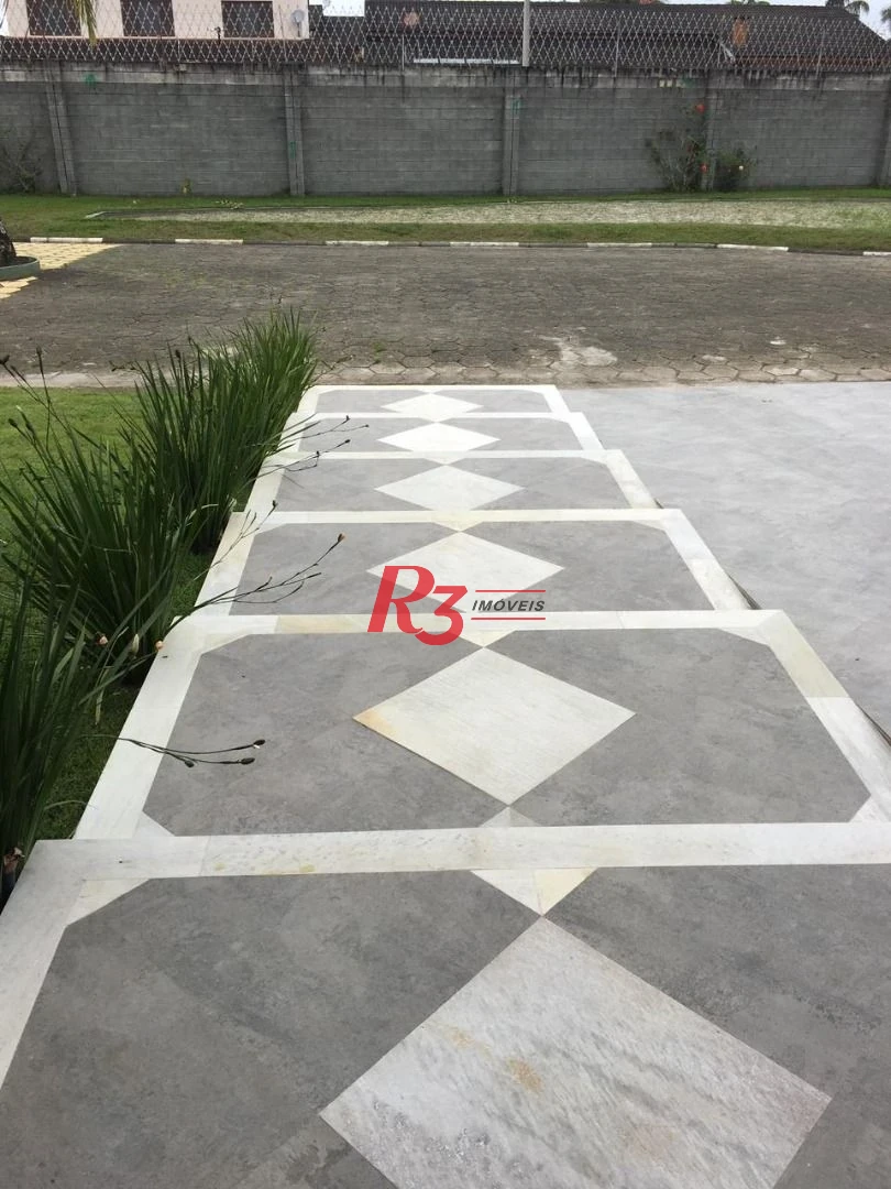 Sobrado com 5 dormitórios à venda, 422 m² por R$ 2.850.000,00 - Maitinga - Bertioga/SP
