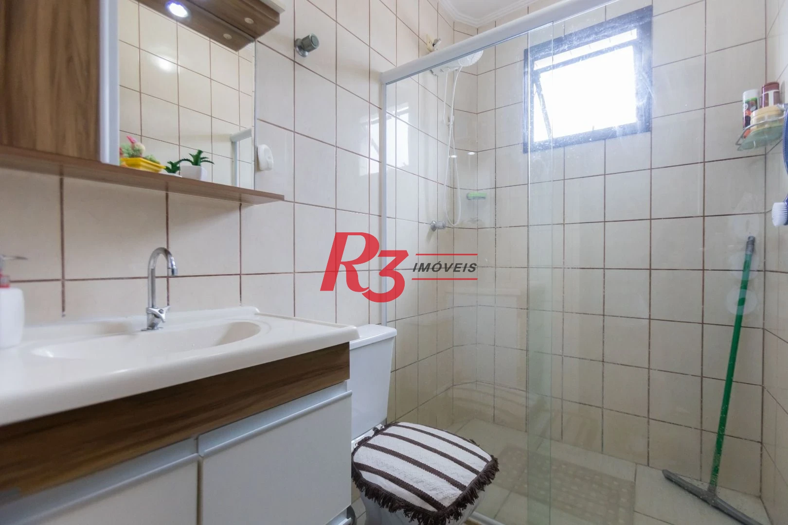 Apartamento com 2 dormitórios à venda, 86 m² por R$ 365.000,00 - Vila São Jorge - Santos/SP