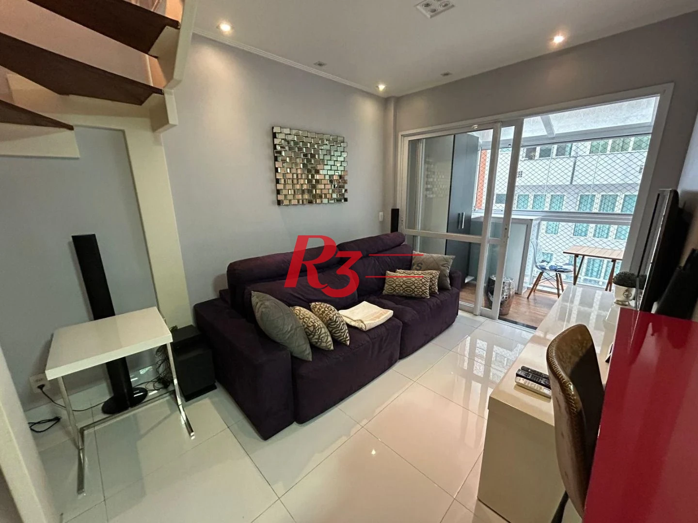 Apartamento Duplex com 1 dormitório à venda, 60 m² por R$ 835.000,00 - Gonzaga - Santos/SP
