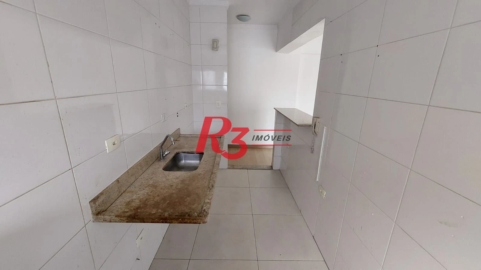 Apartamento com 2 dormitórios à venda, 52 m² por R$ 399.999,00 - José Menino - Santos/SP