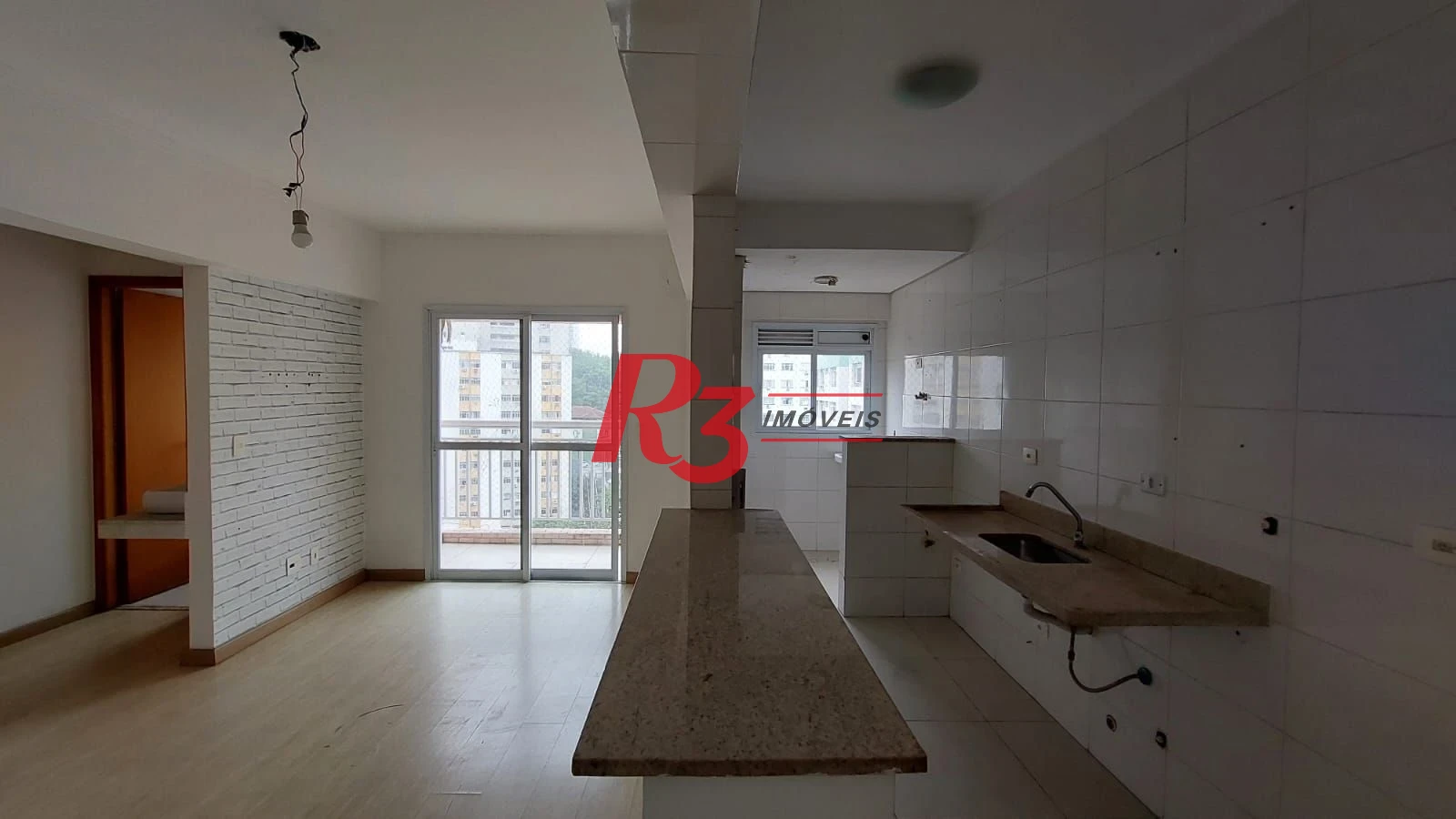 Apartamento com 2 dormitórios à venda, 52 m² por R$ 399.999,00 - José Menino - Santos/SP