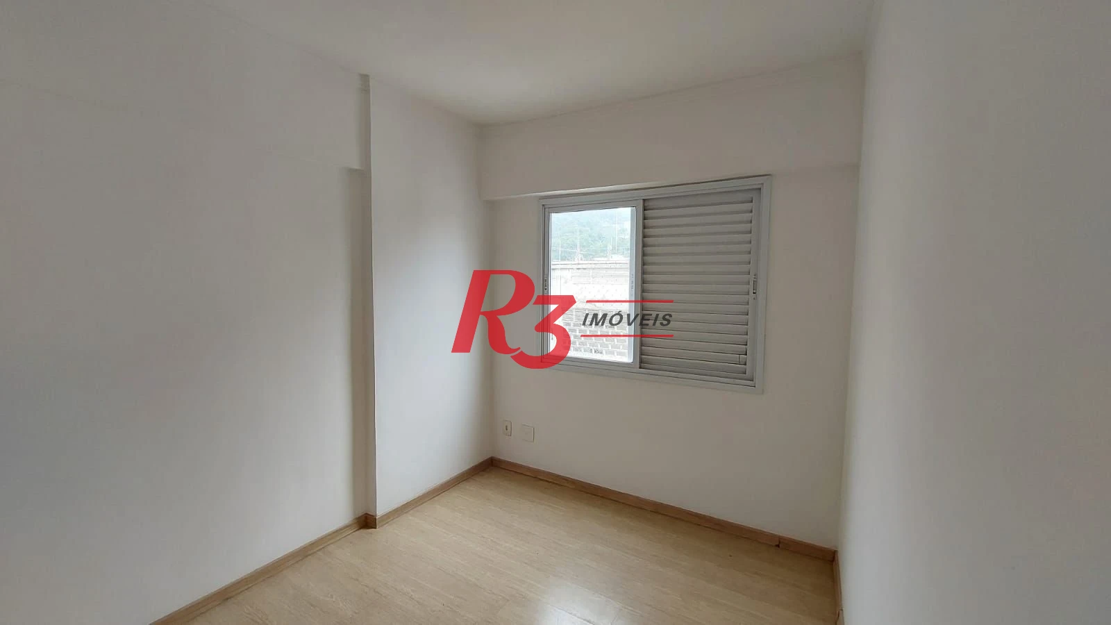 Apartamento com 2 dormitórios à venda, 52 m² por R$ 399.999,00 - José Menino - Santos/SP