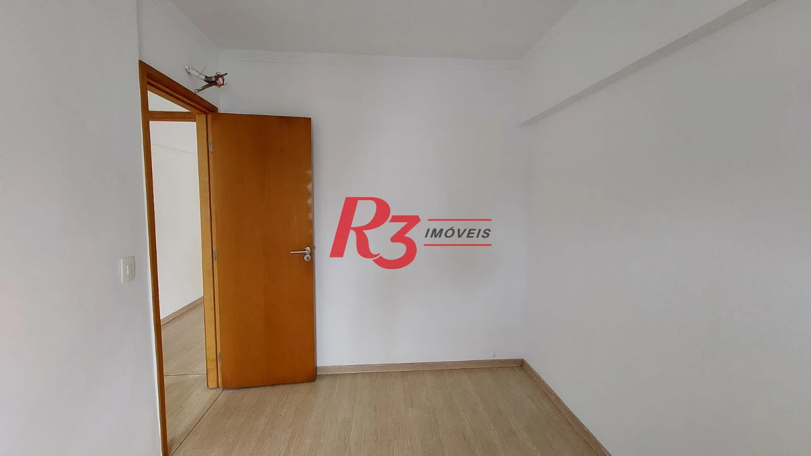 Apartamento com 2 dormitórios à venda, 52 m² por R$ 399.999,00 - José Menino - Santos/SP