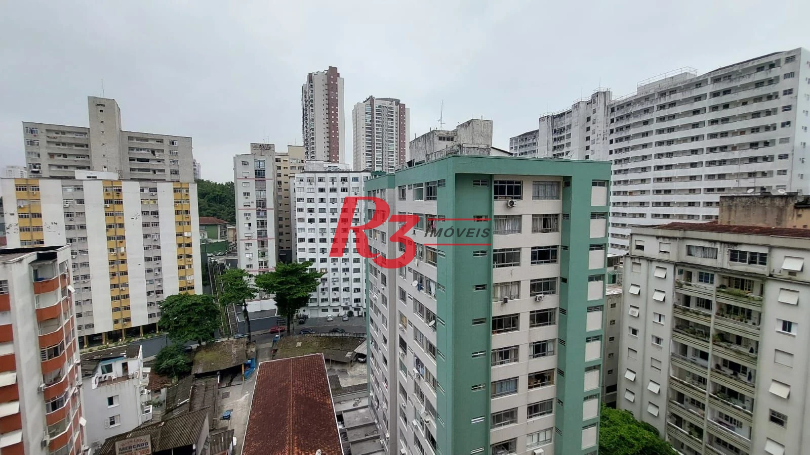 Apartamento com 2 dormitórios à venda, 52 m² por R$ 399.999,00 - José Menino - Santos/SP