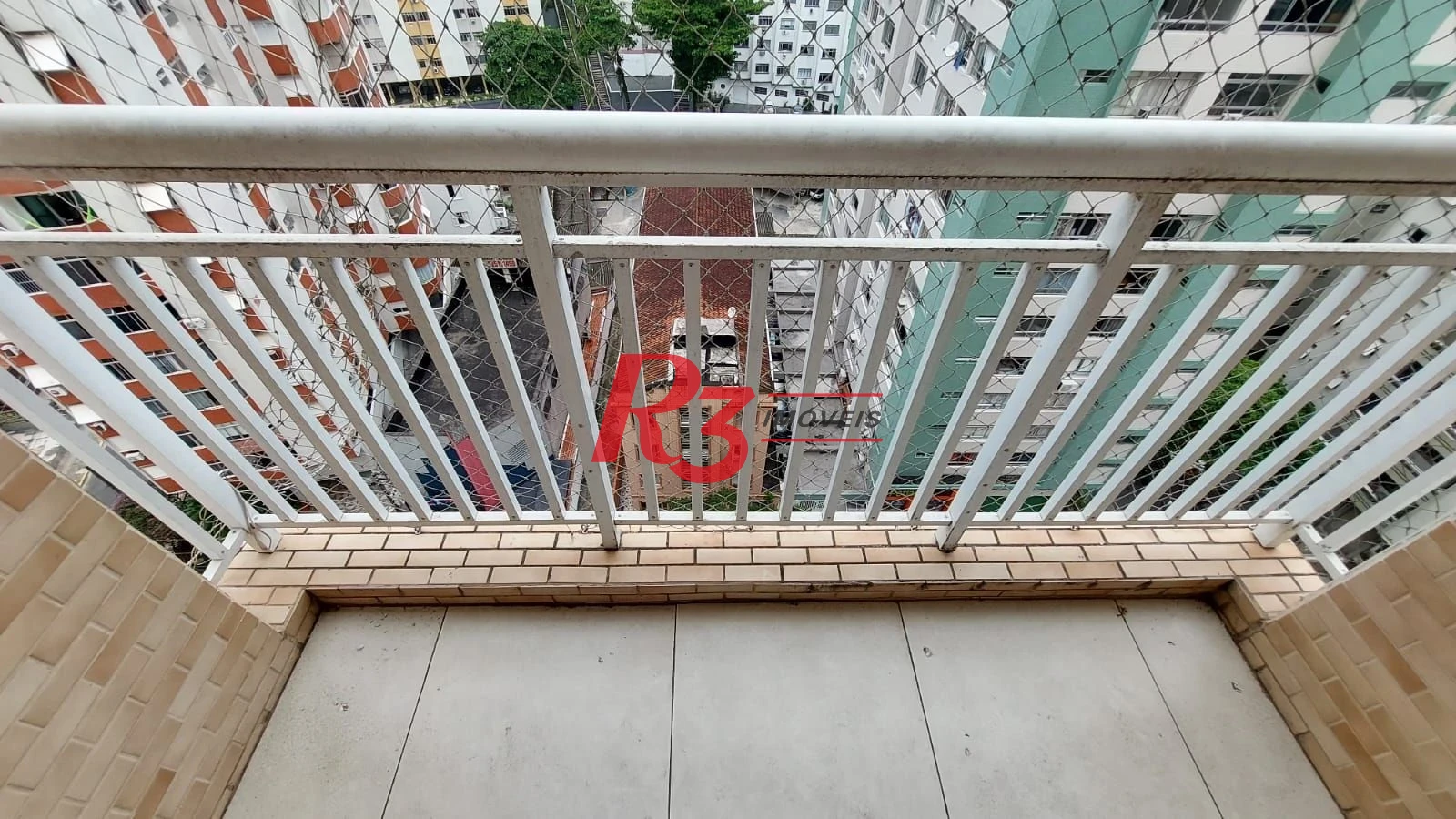 Apartamento com 2 dormitórios à venda, 52 m² por R$ 399.999,00 - José Menino - Santos/SP
