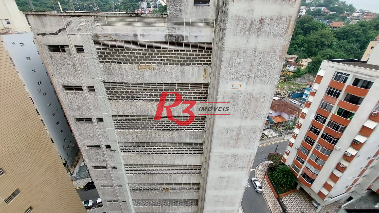 Apartamento com 2 dormitórios à venda, 52 m² por R$ 399.999,00 - José Menino - Santos/SP