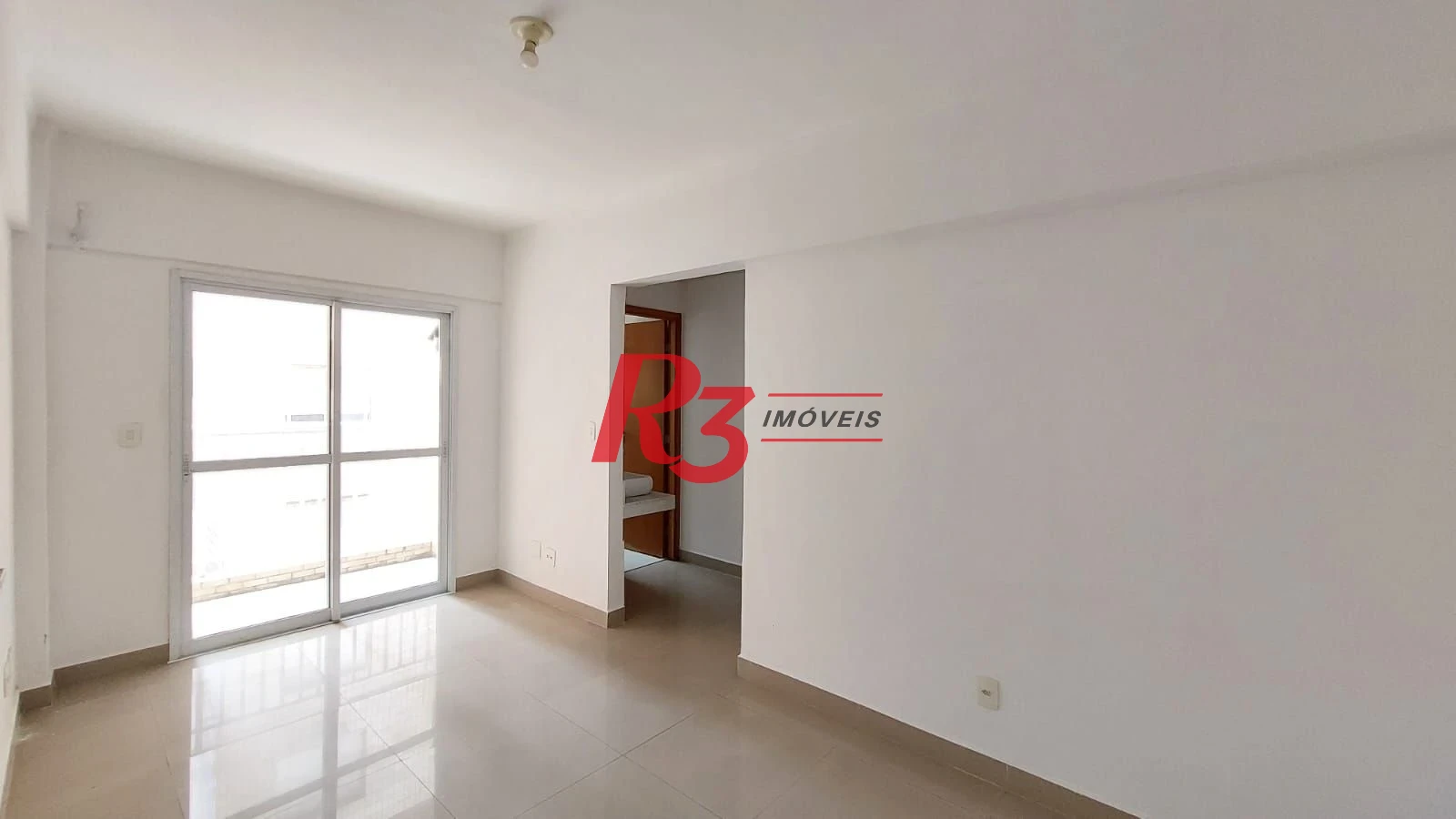 Apartamento com 2 dormitórios à venda, 52 m² por R$ 379.999,00 - José Menino - Santos/SP