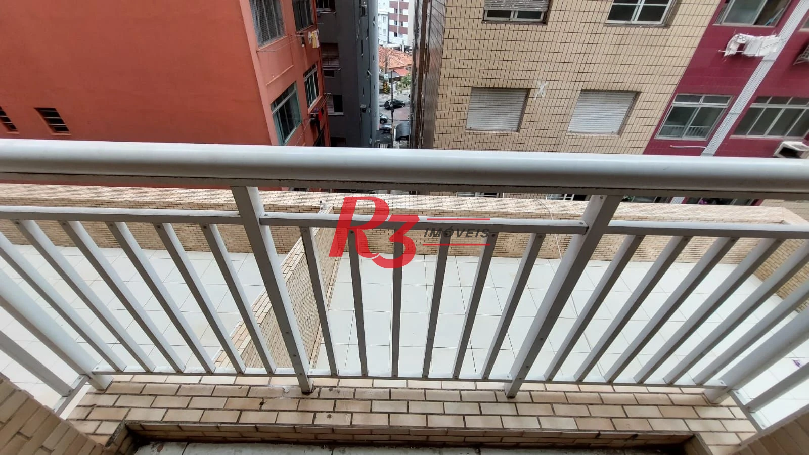Apartamento com 2 dormitórios à venda, 52 m² por R$ 379.999,00 - José Menino - Santos/SP