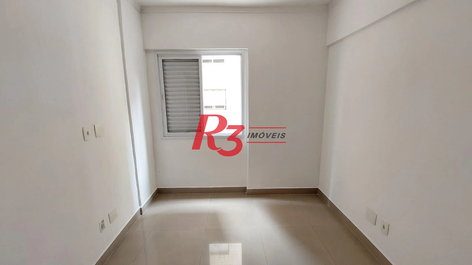 Apartamento com 2 dormitórios à venda, 52 m² por R$ 379.999,00 - José Menino - Santos/SP