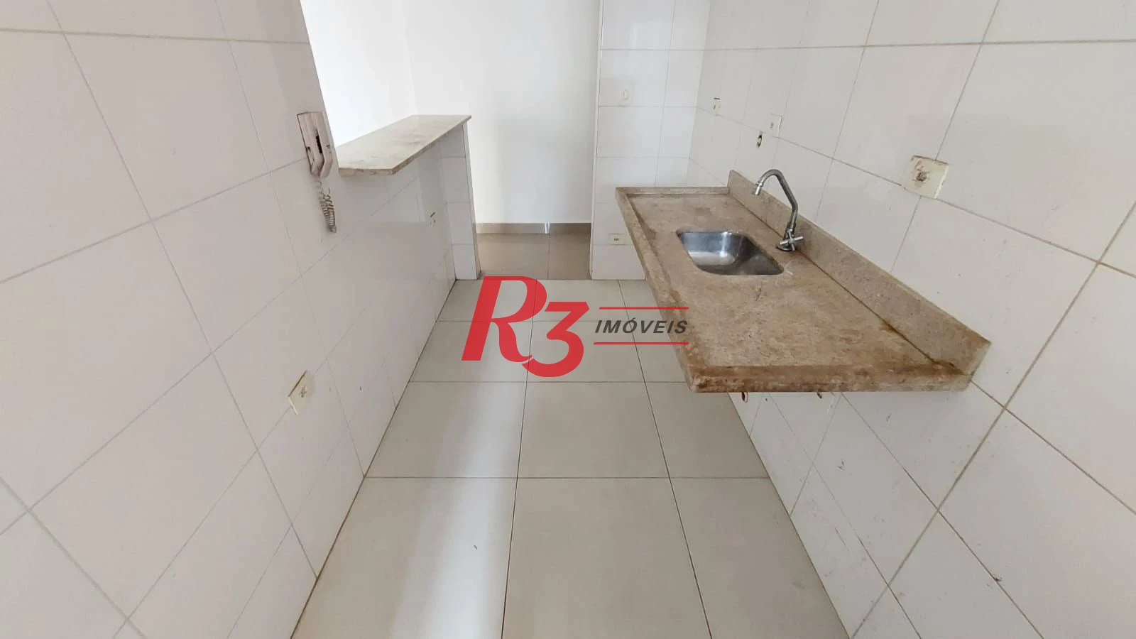 Apartamento com 2 dormitórios à venda, 52 m² por R$ 379.999,00 - José Menino - Santos/SP