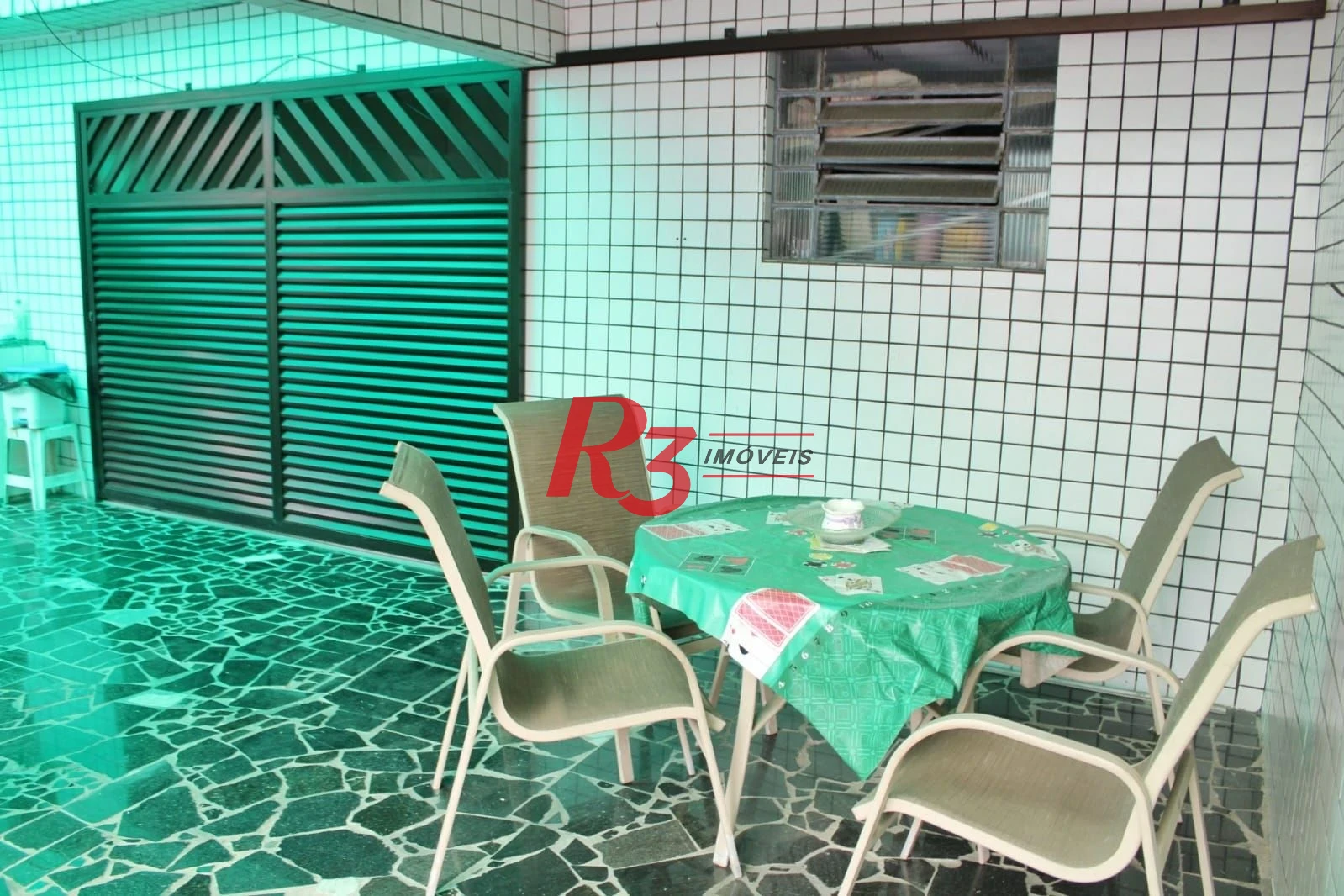 Casa com 3 dormitórios à venda, 148 m² por R$ 1.330.000,00 - Marapé - Santos/SP