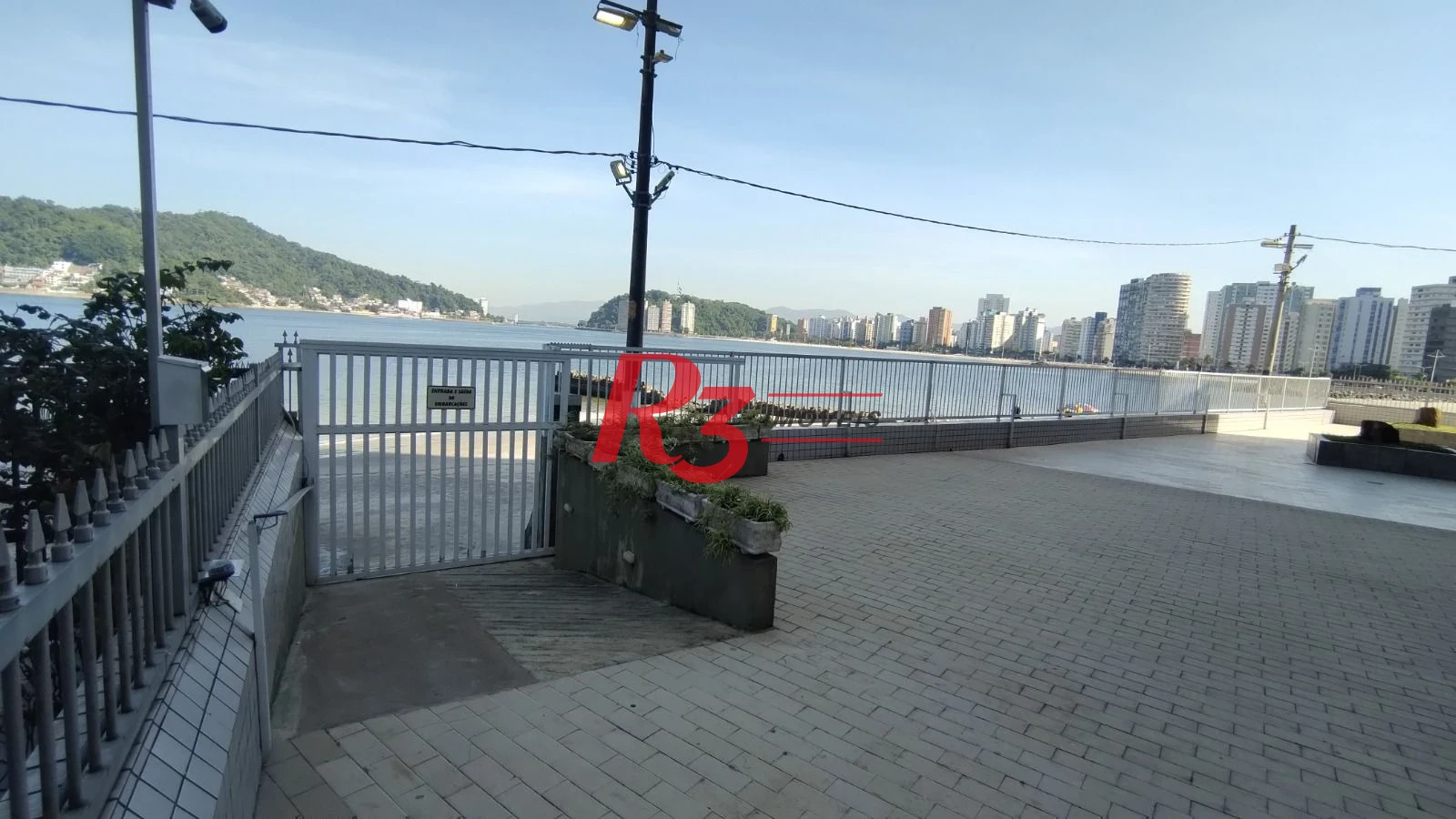 Apartamento com 4 dormitórios à venda, 274 m² por R$ 900.000,00 - Itararé - São Vicente/SP