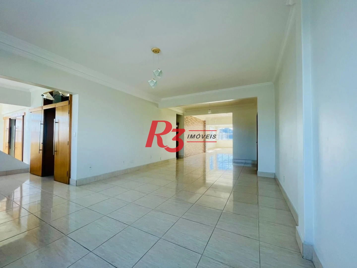 Apartamento com 4 dormitórios à venda, 274 m² por R$ 960.000,00 - Itararé - São Vicente/SP
