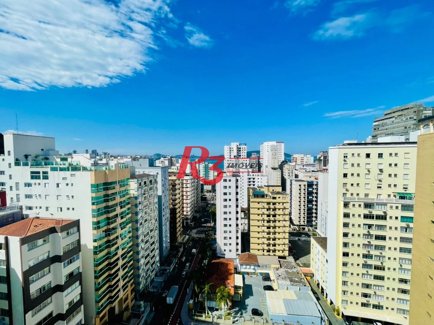 Apartamento com 4 dormitórios à venda, 274 m² por R$ 960.000,00 - Itararé - São Vicente/SP