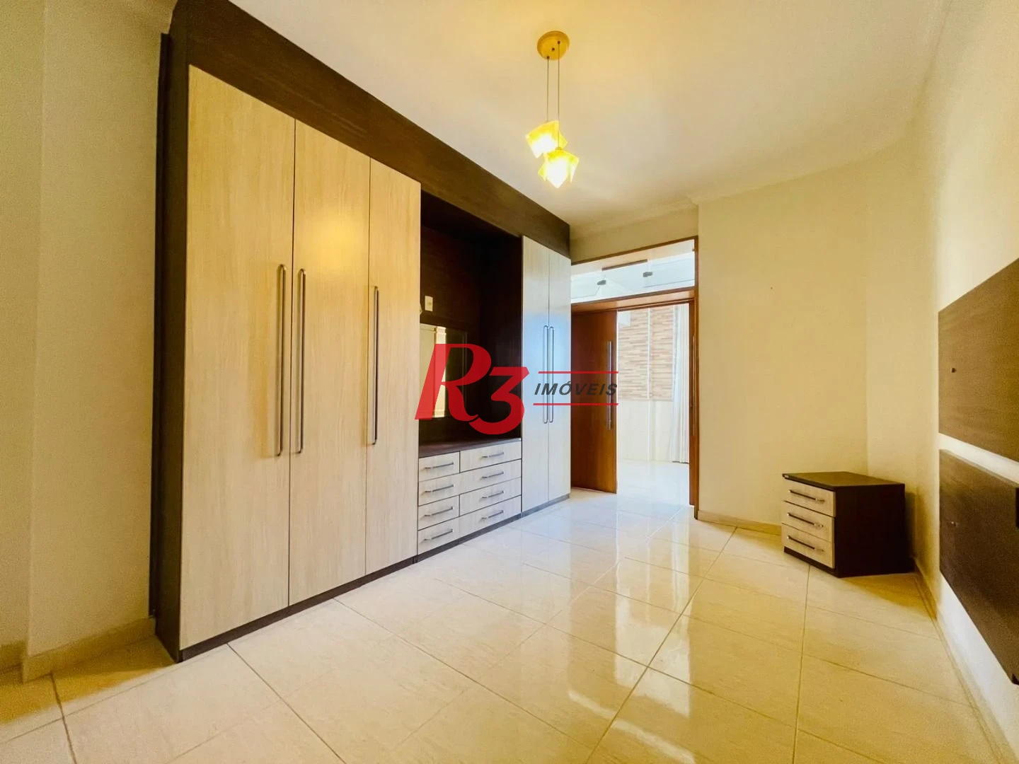 Apartamento com 4 dormitórios à venda, 274 m² por R$ 960.000,00 - Itararé - São Vicente/SP
