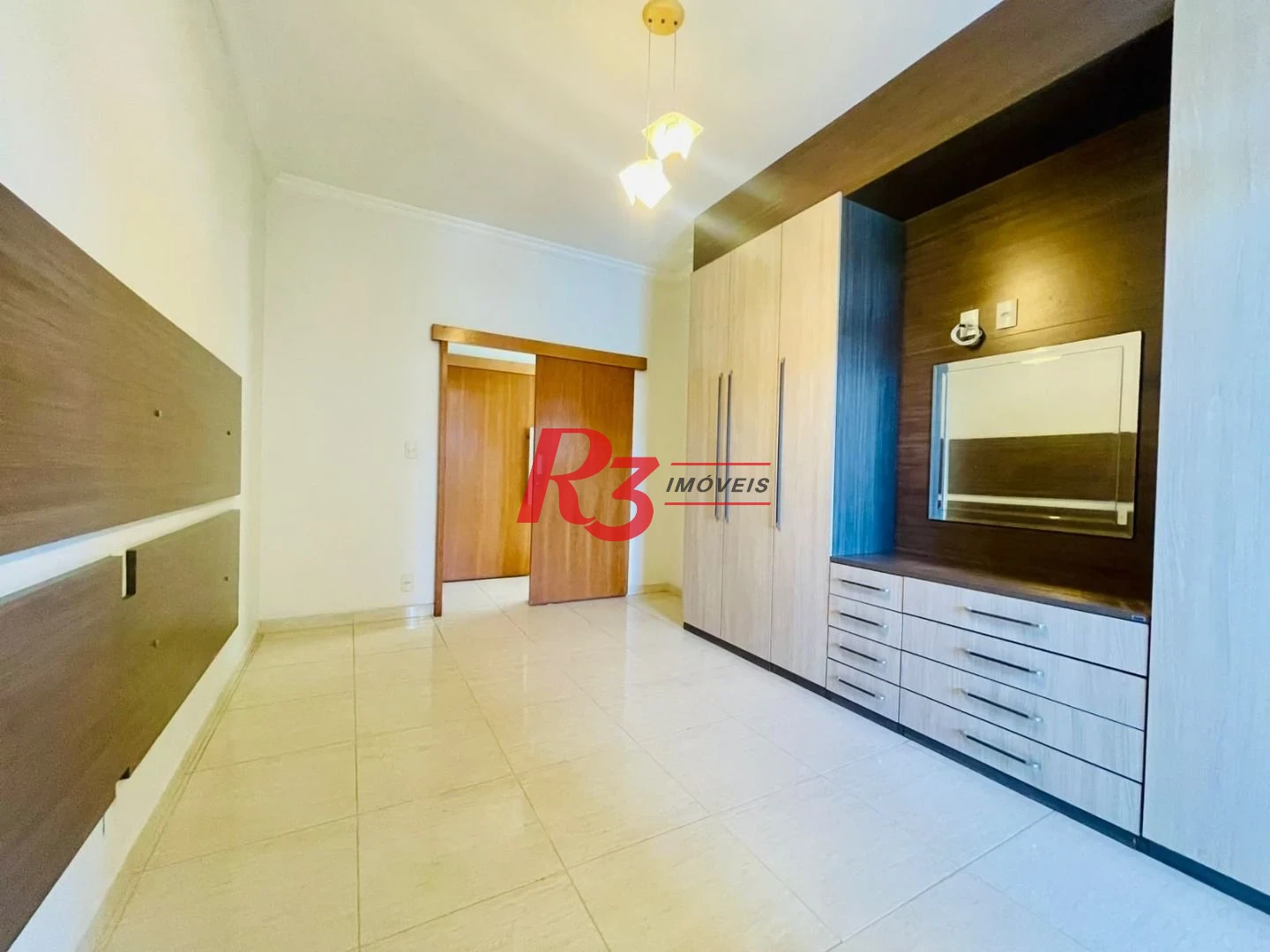 Apartamento com 4 dormitórios à venda, 274 m² por R$ 960.000,00 - Itararé - São Vicente/SP