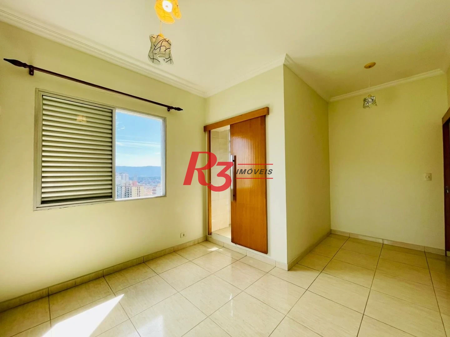 Apartamento com 4 dormitórios à venda, 274 m² por R$ 960.000,00 - Itararé - São Vicente/SP